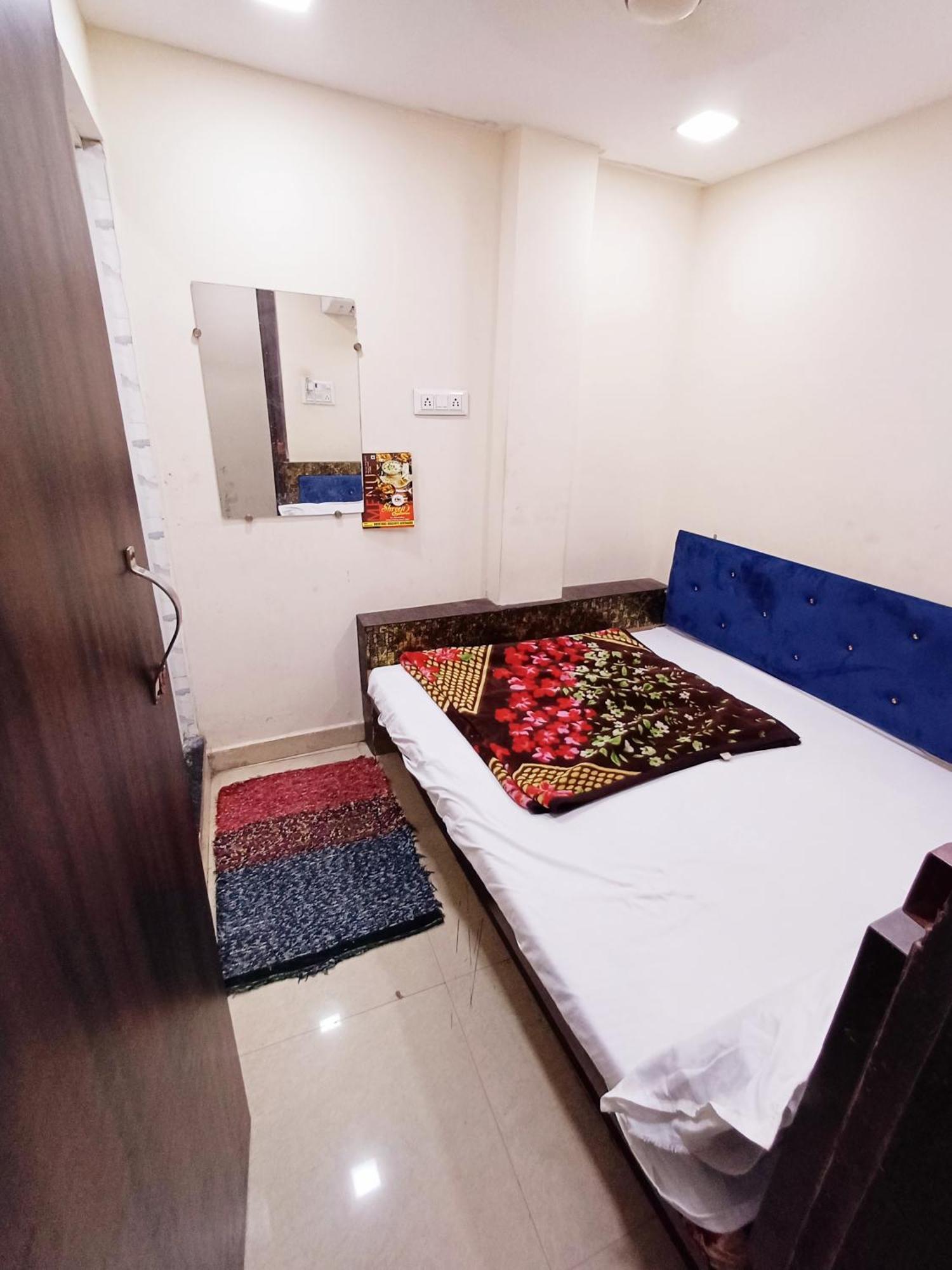 Hotel Blue Tower Inn Ujjain Luaran gambar